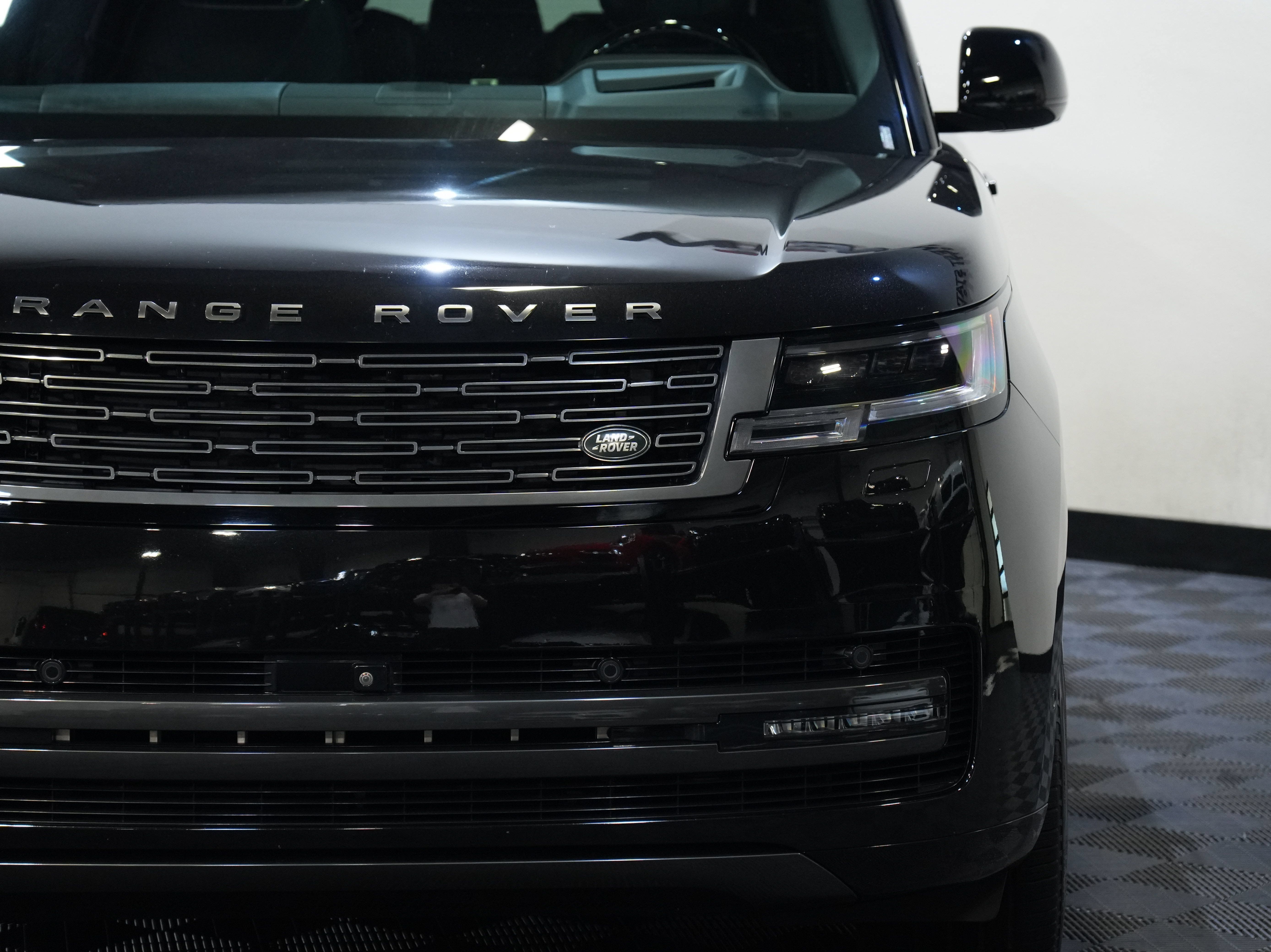 Used 2024 Land Rover Range Rover Autobiography AWD/4WD image 10
