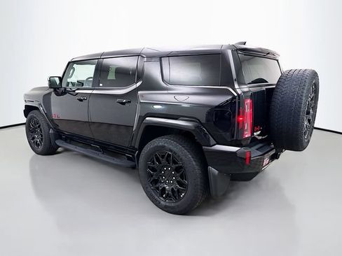 Used 2025 GMC Hummer EV 2X w/ LPO, Sport Package AWD/4WD image 5