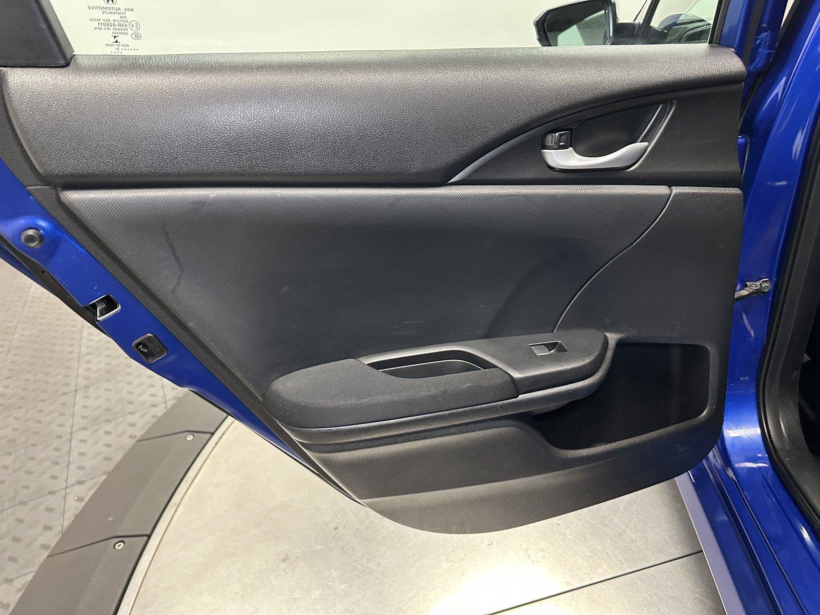 Used 2021 Honda Civic LX image 29
