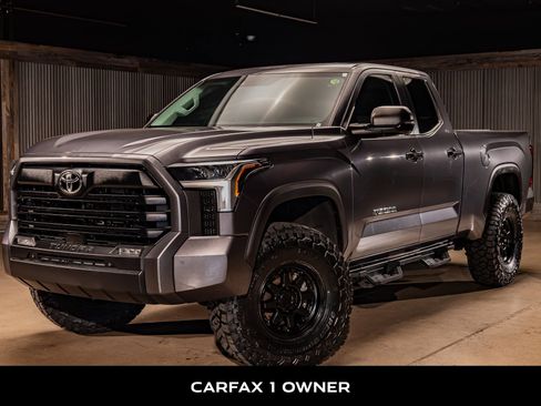 Used 2024 Toyota Tundra SR5 w/ SR5 Premium Package image 5