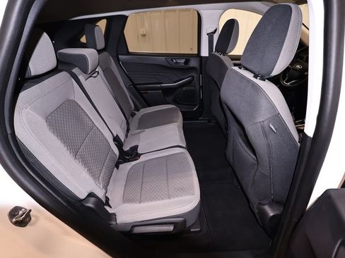 Certified 2022 Ford Escape SE w/ SE Sport Appearance Package AWD/4WD image 17