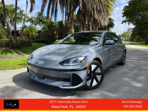 Used 2024 Hyundai Ioniq 6 SE RWD image 1