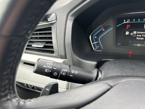 Used 2018 Honda Odyssey Elite image 25