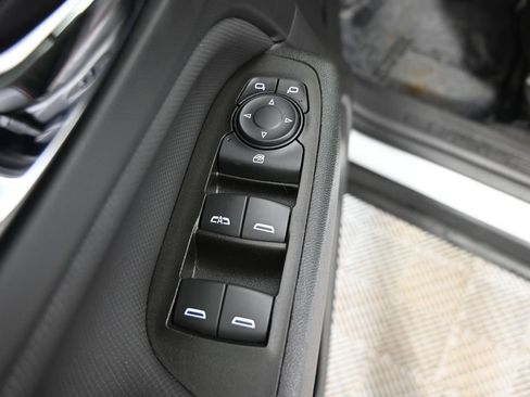 Used 2024 Chevrolet Equinox RS AWD/4WD image 19