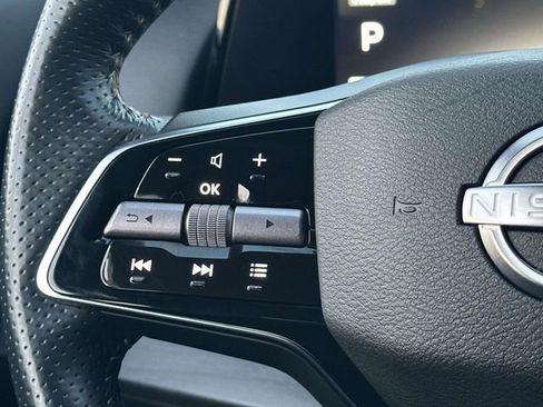 Used 2023 Nissan Ariya AWD image 23