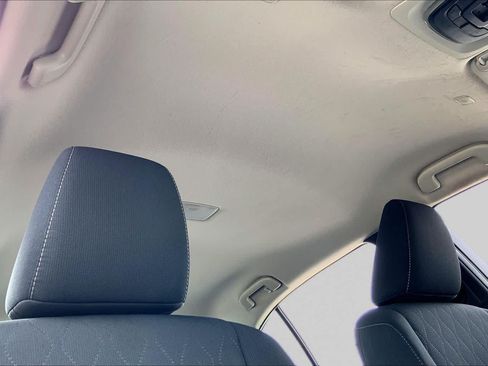 Used 2025 Toyota Corolla LE FWD image 14