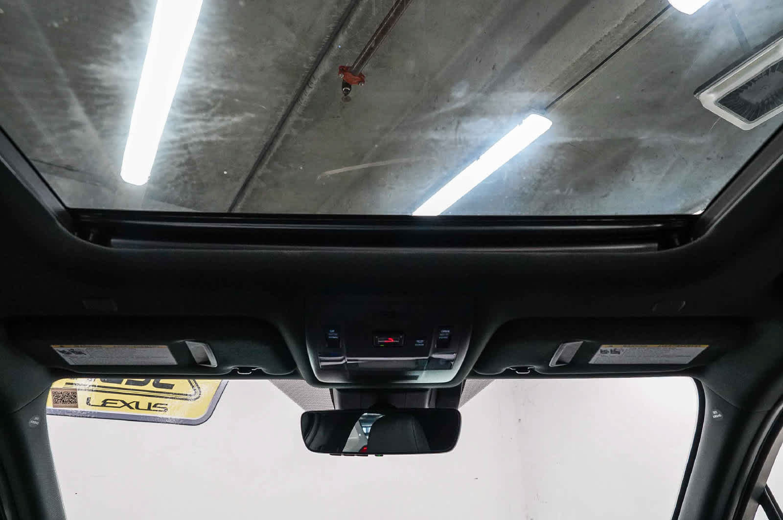 Used 2024 Lexus UX 250h FWD w/ Premium Package image 16