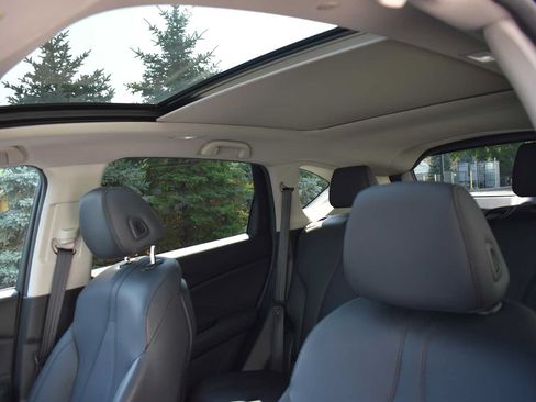 Used 2024 Acura RDX SH-AWD image 16