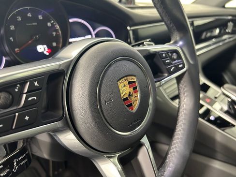 Used 2020 Porsche Panamera 4S AWD/4WD image 18