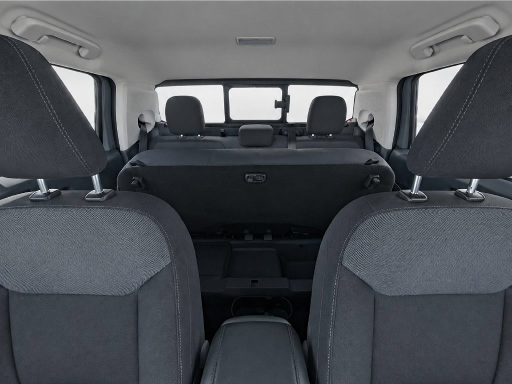 Used 2023 Ford Maverick XL FWD image 27