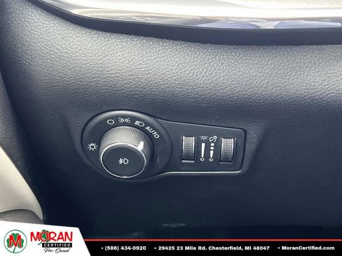 Used 2023 Jeep Compass Limited w/ Sun and Sound Group AWD/4WD image 27