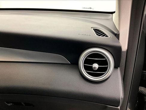 Certified 2022 Mercedes-Benz GLC 300 image 20