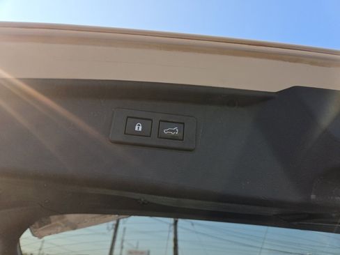 Used 2023 Subaru Outback Limited image 18