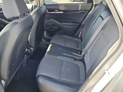 Used 2023 Kia Seltos S image 12