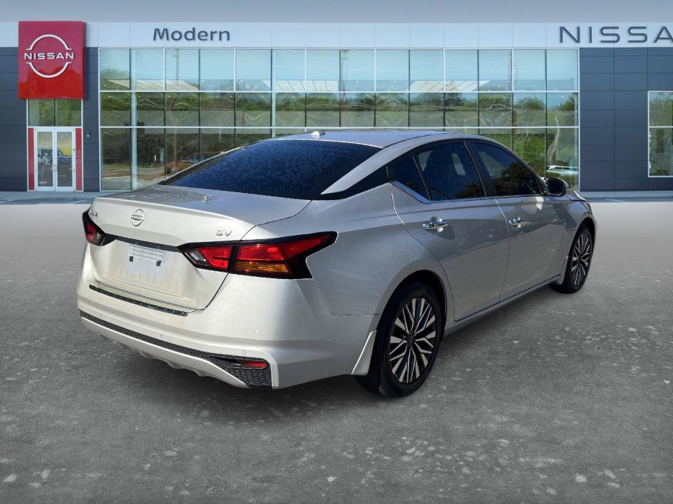 Certified 2023 Nissan Altima 2.5 SV FWD image 5