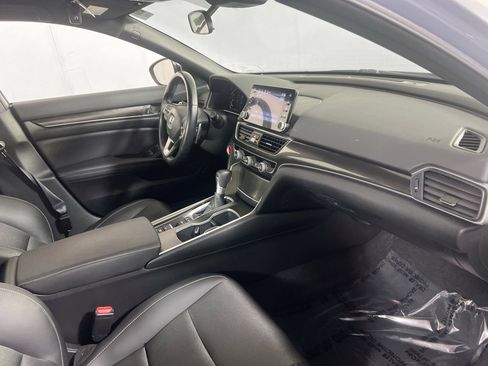 Used 2022 Honda Accord Sport image 26