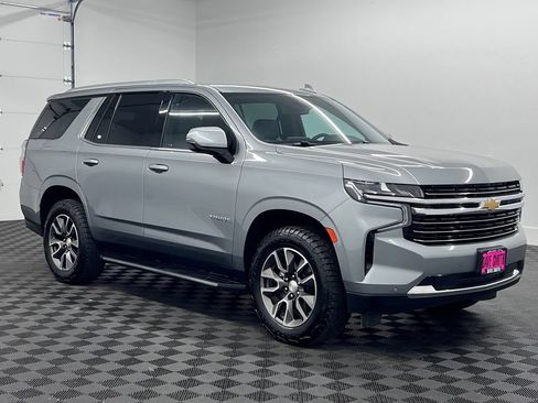 Used 2023 Chevrolet Tahoe LT w/ Luxury Package AWD/4WD image 7