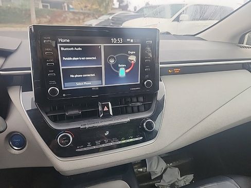 Used 2021 Toyota Corolla LE w/ Carpet Mat Package (TMS) image 11