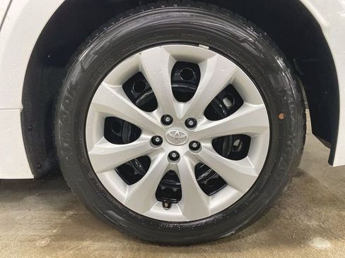 Used 2024 Toyota Corolla LE image 30