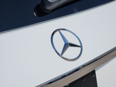 Used 2024 Mercedes-Benz GLE 450 4MATIC image 40