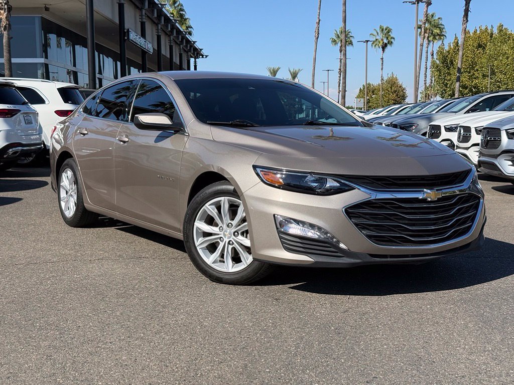 Used 2022 Chevrolet Malibu LT FWD image 1