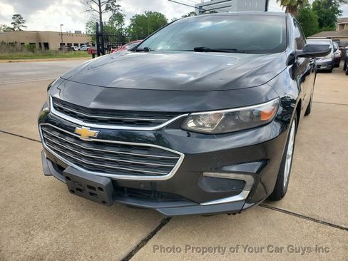 Used 2016 Chevrolet Malibu Hybrid w/ Leather Package image 3