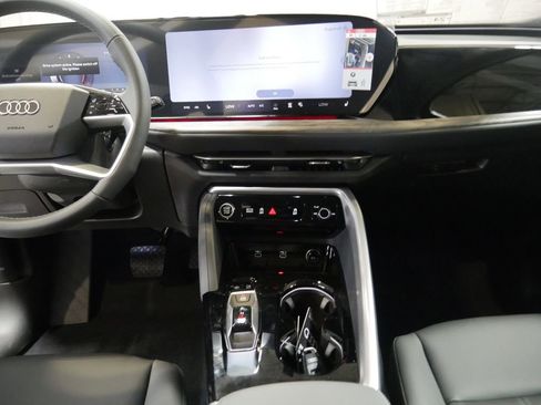New 2026 Audi Q5 Premium Plus AWD/4WD image 34