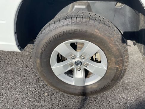 Used 2022 RAM 1500 Classic SLT image 12