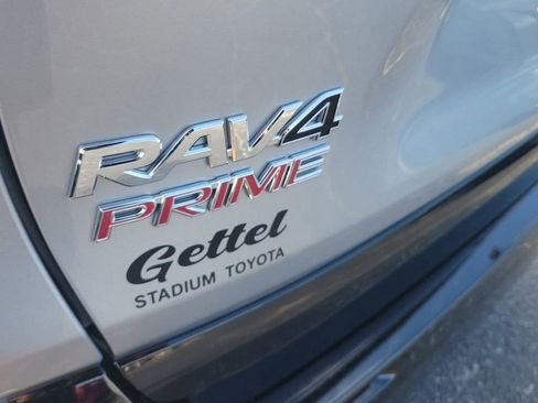 New 2025 Toyota RAV4 SE image 5