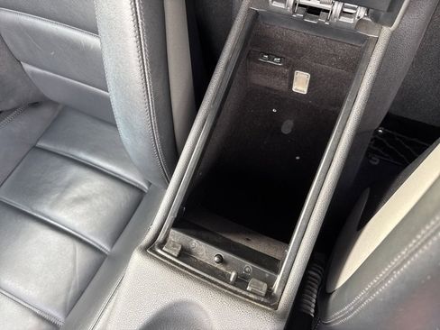 Used 2009 Mercedes-Benz SLK 55 AMG image 30