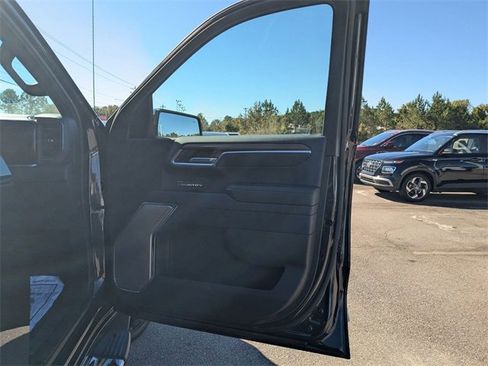 Used 2022 Chevrolet Silverado 1500 High Country w/ High Country Premium Package image 32