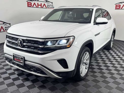 Used 2021 Volkswagen Atlas Cross Sport SE FWD image 2