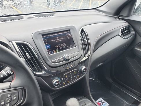 Certified 2023 Chevrolet Equinox RS w/ LPO, Floor Liner Package image 28