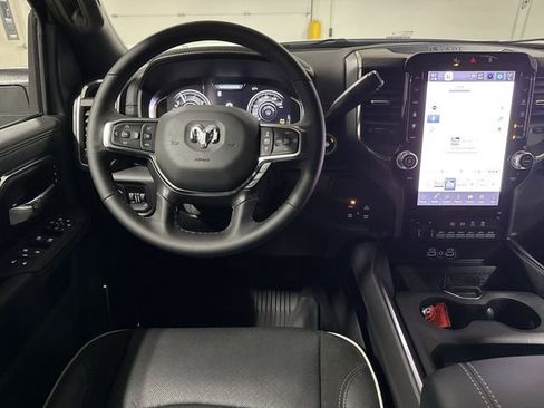 New 2026 RAM 2500 Laramie AWD/4WD image 11