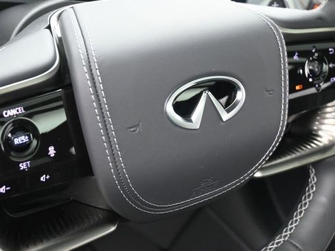 New 2026 INFINITI QX80 Autograph image 13