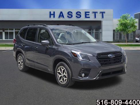 Used 2023 Subaru Forester Premium AWD/4WD image 1