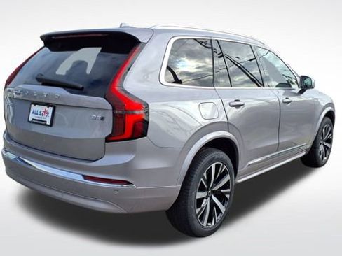New 2026 Volvo XC90 B5 Core AWD/4WD image 7
