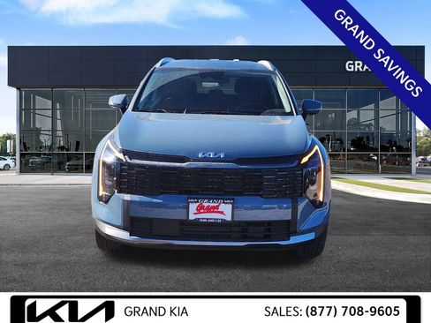 New 2026 Kia Sportage EX image 3