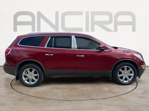 Used 2010 Buick Enclave CXL image 11