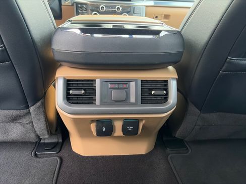 Used 2022 Ford F150 Lariat w/ Equipment Group 502A High AWD/4WD image 12