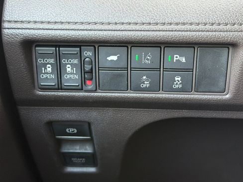 Used 2019 Honda Odyssey Elite image 38