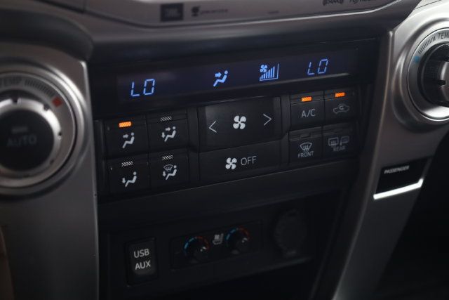 Used 2018 Toyota 4Runner Limited w/ Convenience Package AWD/4WD image 20