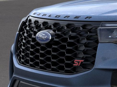 New 2026 Ford Explorer ST w/ Sun And Sound Package image 18