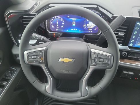 New 2026 Chevrolet Silverado 1500 LT image 15