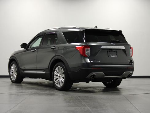 Used 2020 Ford Explorer Limited RWD image 6