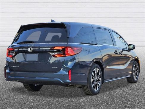 New 2026 Honda Odyssey Elite image 3
