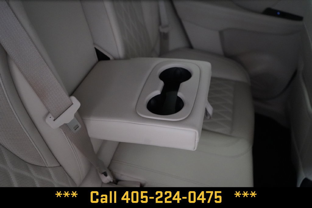 Used 2023 Buick Envision Avenir AWD/4WD image 22