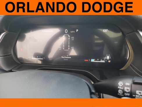 New 2025 Jeep Grand Cherokee L Limited w/ Trailer Tow Package image 16