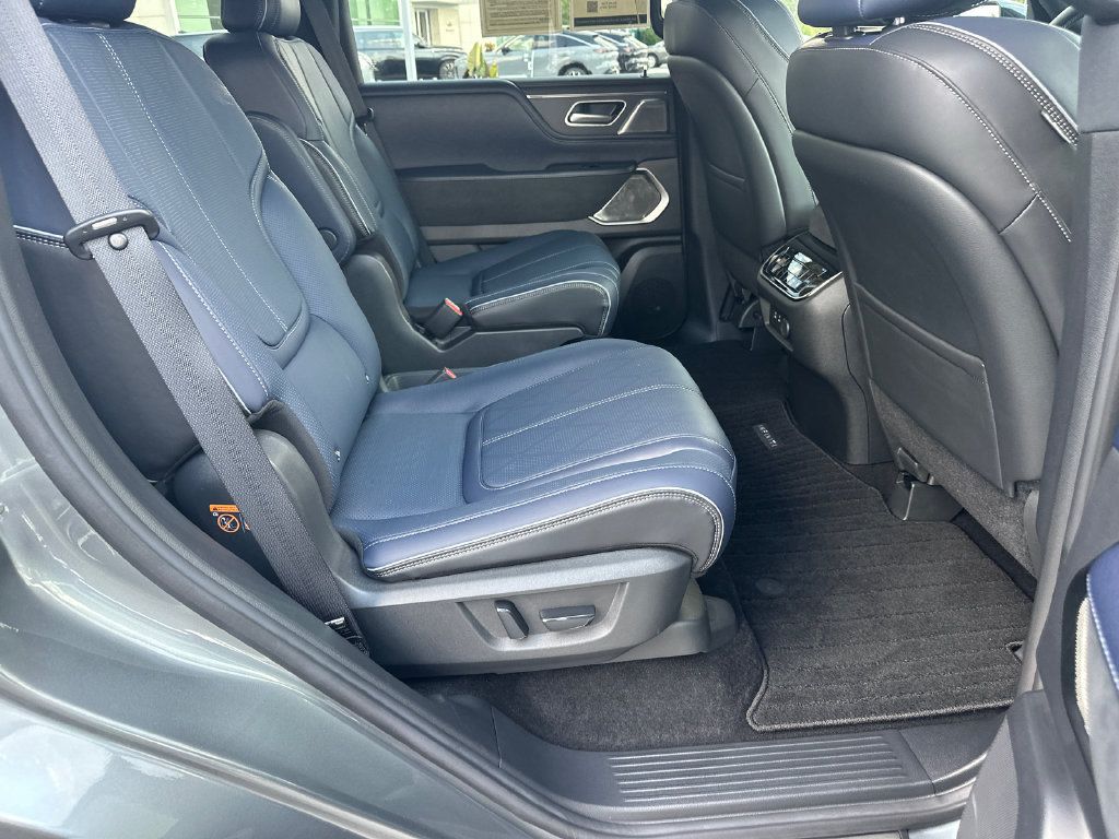 Certified 2026 INFINITI QX80 4WD w/ Sport Exterior Package image 13
