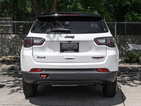 Used 2022 Jeep Compass Trailhawk w/ Trailhawk Elite Group AWD/4WD image 18